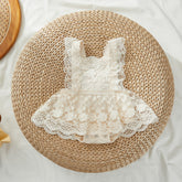 Macaquinho-vestido de Renda Bordado Creme Bebê Menina