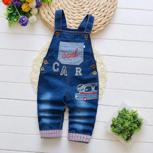 Macacão Jardineira Jeans c/ Detalhes Bebê Menina | 1-4 Anos