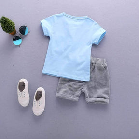 Conjunto Bebê Menino Camiseta Gravatinha + Short Listrado | 9 Meses- 3 Anos