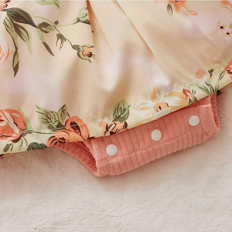 Conjunto Floral Salopete+ Body Manga Longa+ Laço Bebê Menina
