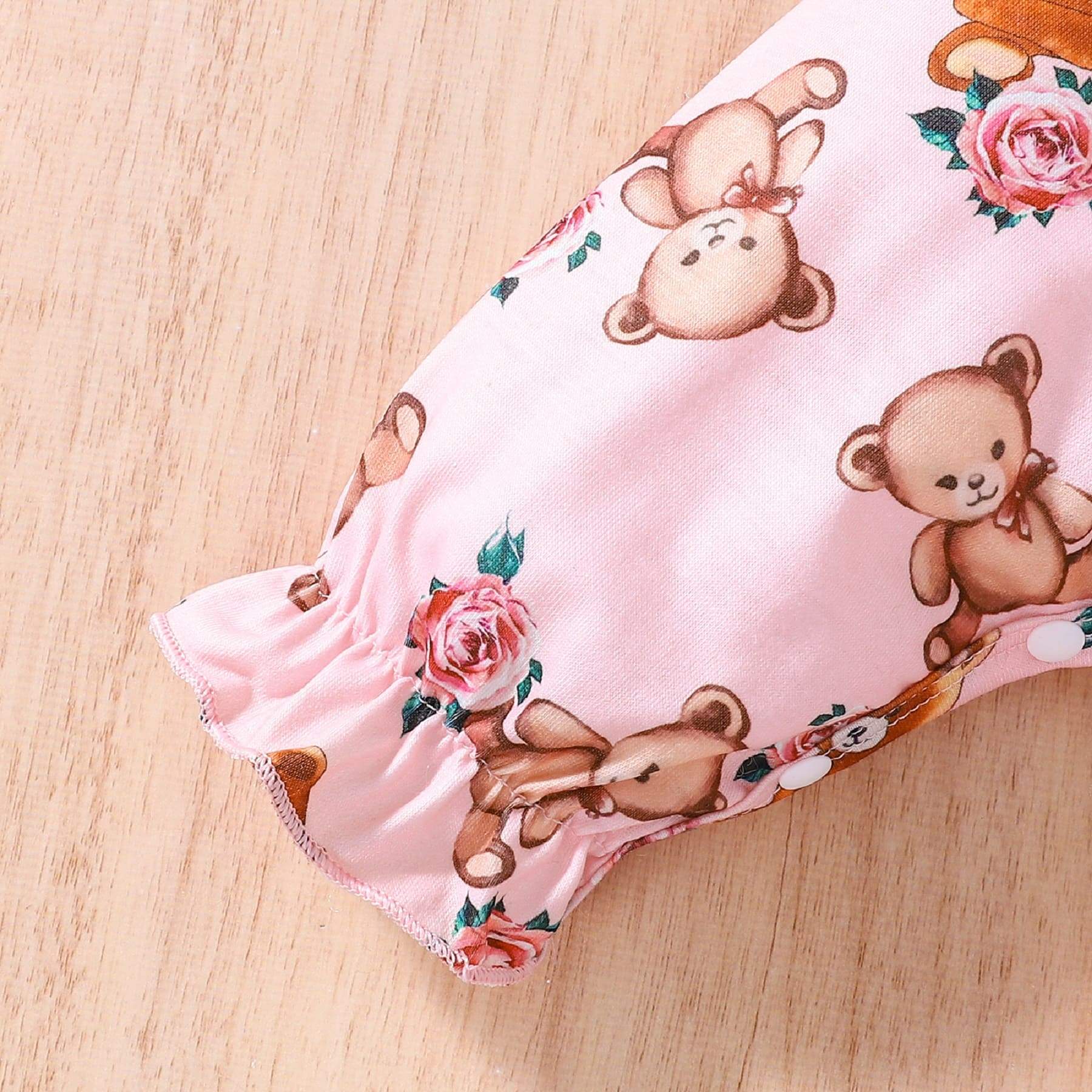 Macacão Rosa Ursinho 3D Babados Bebê Menina | 0-18 Meses